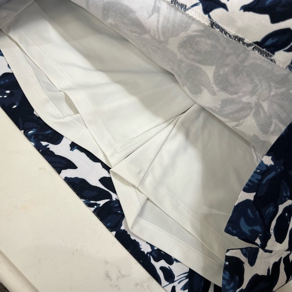 Elegant Blue Floral A-Line Skirt - Picture 3 of 9